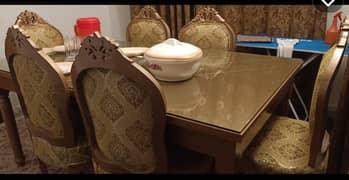 Dinning table for urgent sale