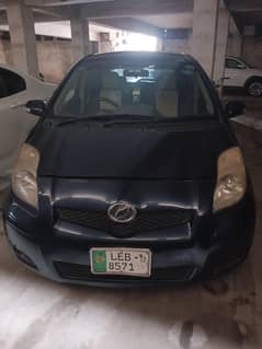 Toyota vitz Automatic 8/12 model blue color