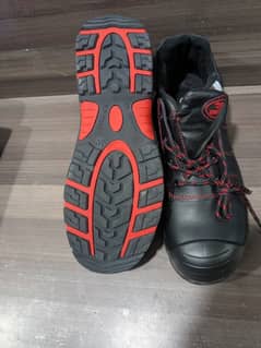 Safey Shoes for Factory Workers