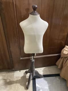 Mannequin Statue For Baby 1-4-5 years age statue for sale urgent