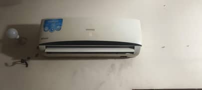 KENWOOD 1 TON SPLIT AC SADA URGENT SELL