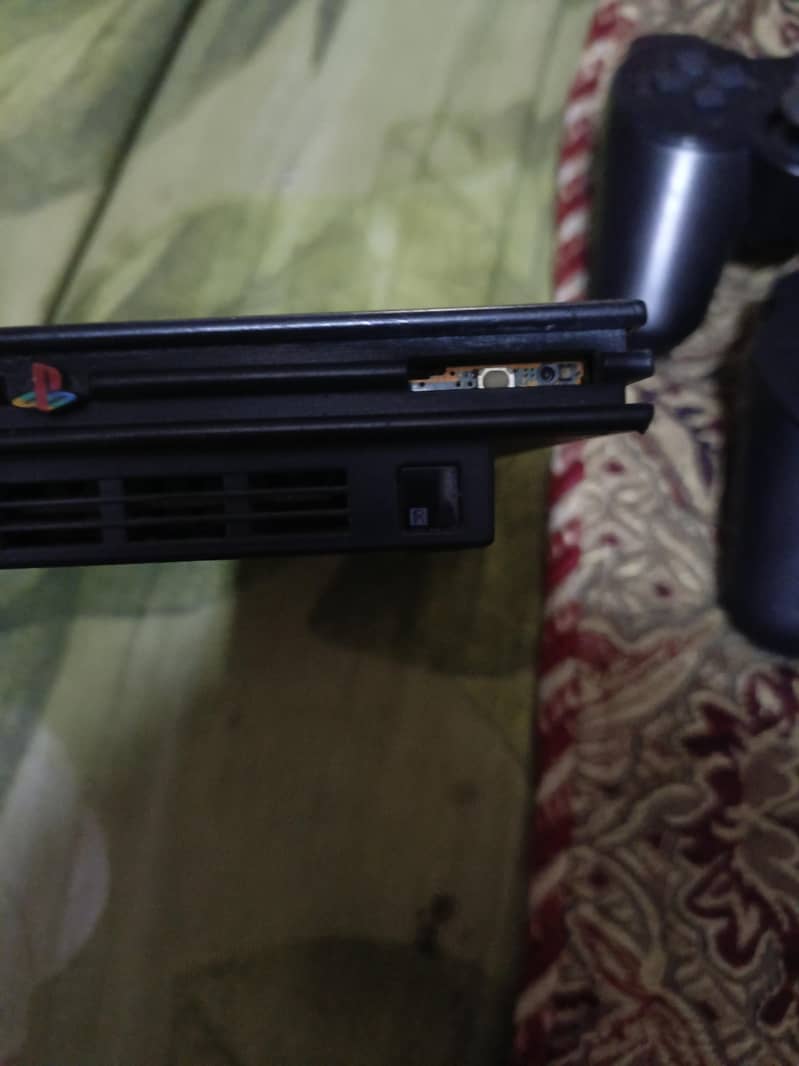 PS2 JAILBREAK WITH 2 WIRELESS CONTROLLERS 1