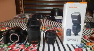 Nikon D5300 Camera 2 lenas 2 battery