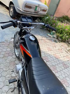 2005 model Gujarat number
