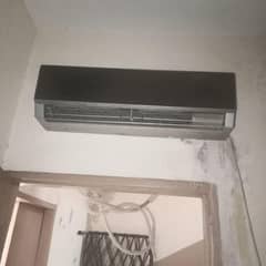 I am silling ma ac 1/5 ton  gree hai