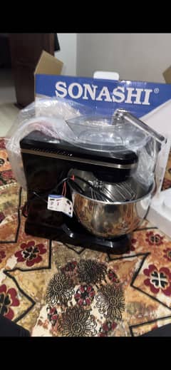 Dough maker machine