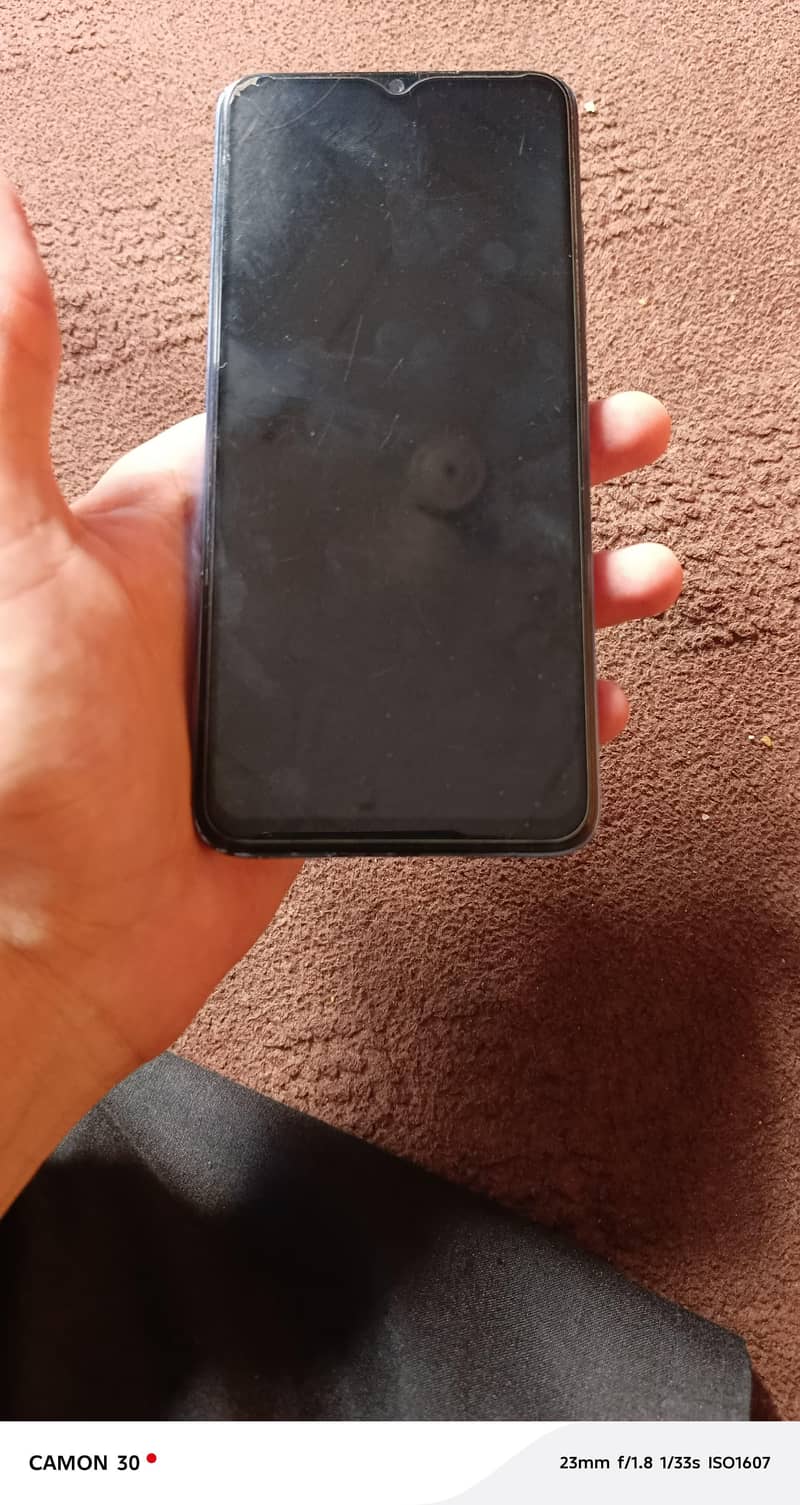 Tecno spark 10c 4 128 condition used but all ok 4