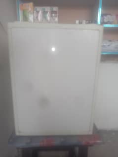 mini frizer one door and room. frizer contct num 03096918870
