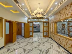 10 Marla Brand New Designer House Available For Rent