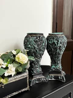 Antique style ornate vase no
