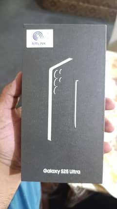 Samsung Galaxy S25 Ultra 12GB RAM 512GB ROM PTA Approved Box Pack