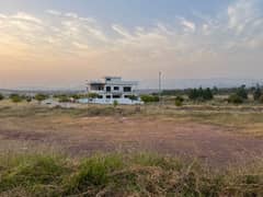 Plot for sale Sector M 3 Marla Extraland Boulevard Possession Utility All Charges Paid Back Open Ready To Build Extreme Top Location Bahria Enclave Islamaabad