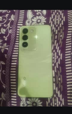 Vivo y100