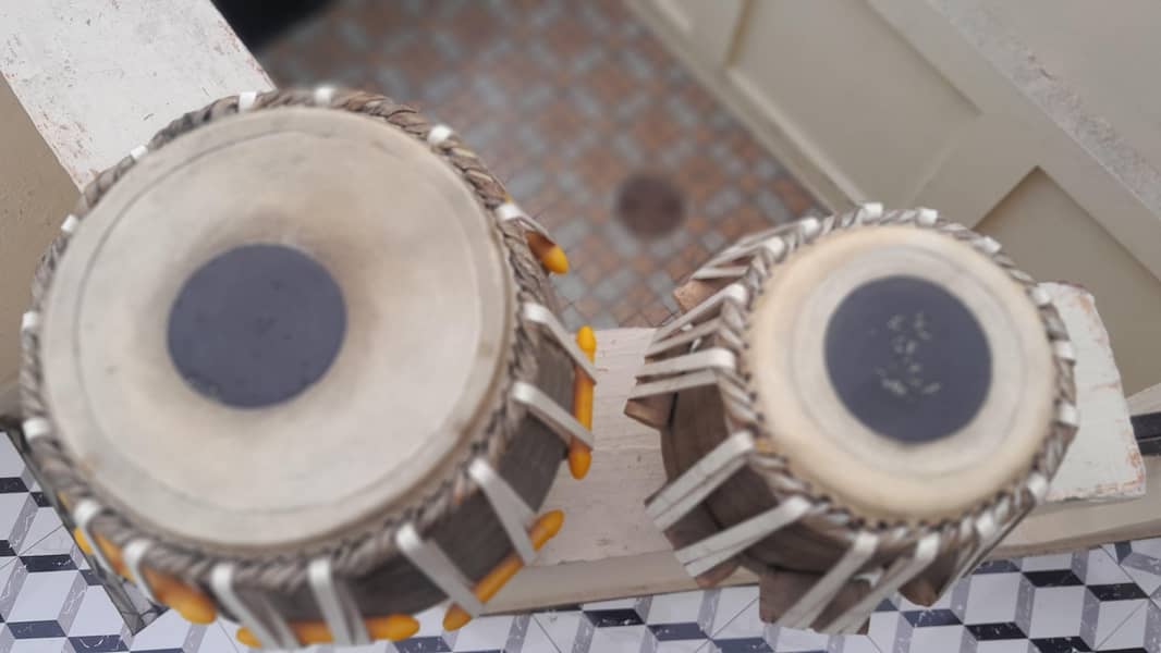 tabla set only 2 days use 2