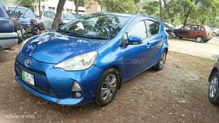 Toyota aqua g push start leather seats abs and battery fully ok