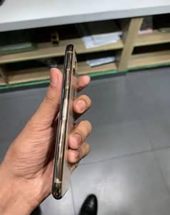 I phone xs NON pTA
