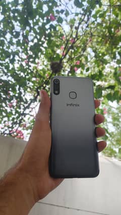 infinix hot 8 lite