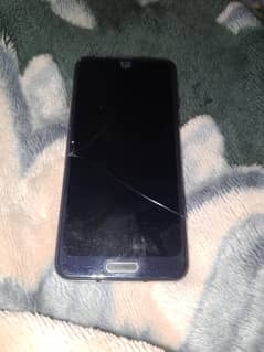 Aquos r2 4/64