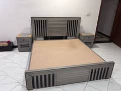 DOUBLE BED ( as good as new)