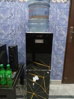 GNG water dispenser