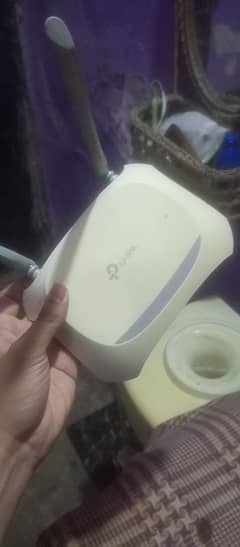 Tp link router  Billkul ok Koi masla nh  Double anteena hy
