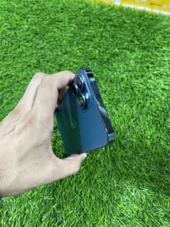 I phone 12 pro max with bos