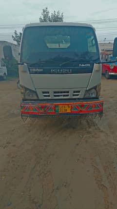 Isuzu NKR