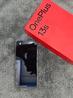 OnePlus 13 S 12GB RAM 256GB ROM 0326/7722/186