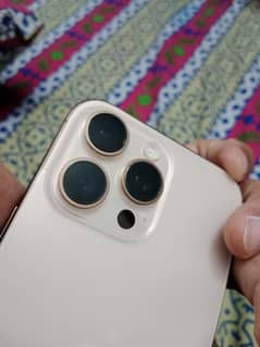 IPhone 16 Pro Max JV desert color