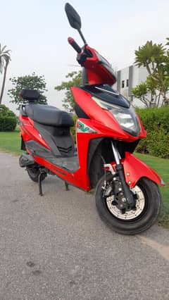 electric scooty bike yj future azadi model