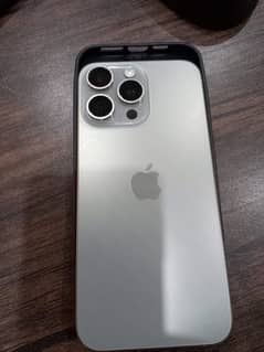 Iphone 15 pro max factory unlock