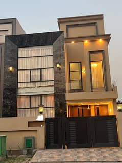 5 Marla Luxury Furnished House Available In Jinnah Block Bahria Town Lahore
