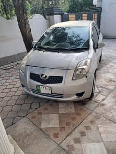 toyota vitz 2005 for urgent sale