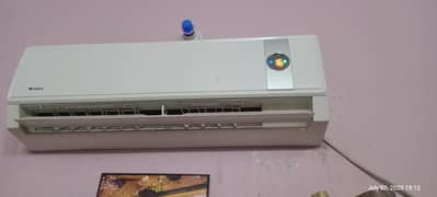 Gree 1 Ton Split AC