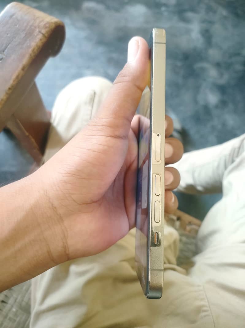 13 pro max bypass Exchange Possible with good phone 0