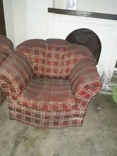5 seter sofa available