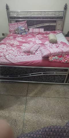 King bed