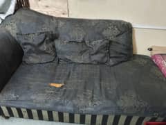 Dewan sofa