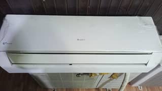 GREE 1 TON DC INVERTER HEAT AND COOL G10 WIFI AUTO CLEAN
