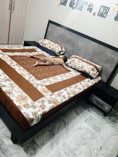 bed set including bed side table and dressing table habitt
