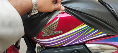 TOTAL ORIGINAL & GENUINE HONDA PRIDOR 2019 NEW CONDITION RED COLOUR