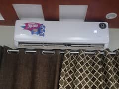 Dawlance 1.5 Ton Inverter Split AC – Energy Efficient Cooling