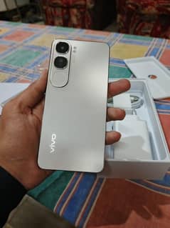 vivo y200 only box open full warrenty 8gb 256gb