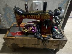 Stiching machine-sewing clothes- Good condition