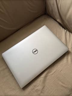 Dell Precision 5510 - 8gb ram - 2gb gpu