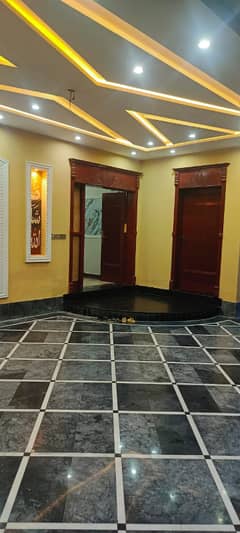 16 MARLA BEAUTIFUL SOLID HOUSE VERY SUPER HOT LOCATION IN VALENCIA TOWN