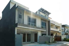 10 Marla House For sale In Beautiful F-15
