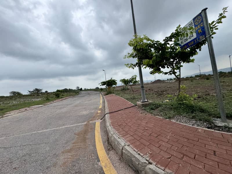 Most Heighted and Back Open Plot For Sale 17