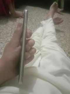 All ok 4gb Ram 32 gb