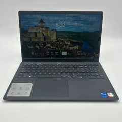 Dell Inspiron 3520-Touch Sceen | Core i7-12th Gen | 16GB / 512GB